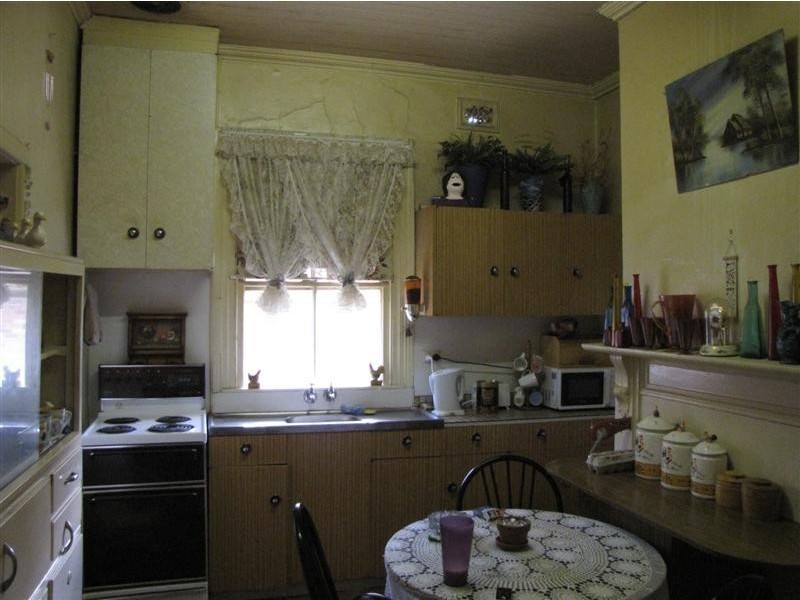 72 Russell Street, Tumut NSW 2720
