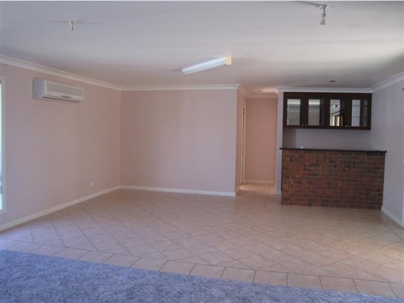 51 Herbert Street, Tumut NSW 2720