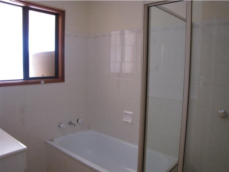 51 Herbert Street, Tumut NSW 2720