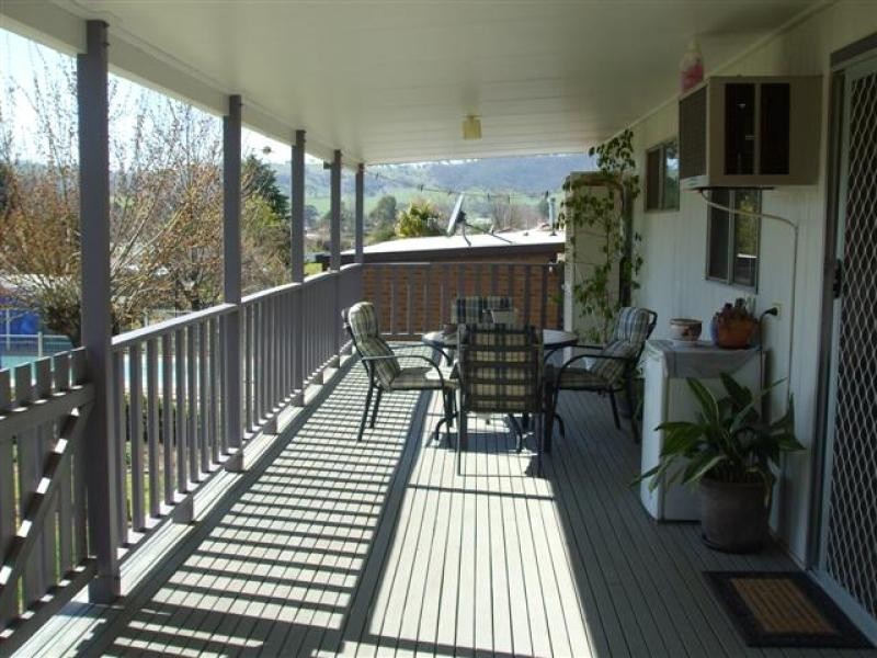 104 Lockhart Street, Adelong NSW 2729