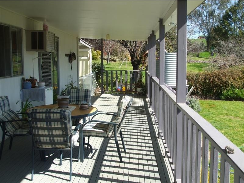 104 Lockhart Street, Adelong NSW 2729