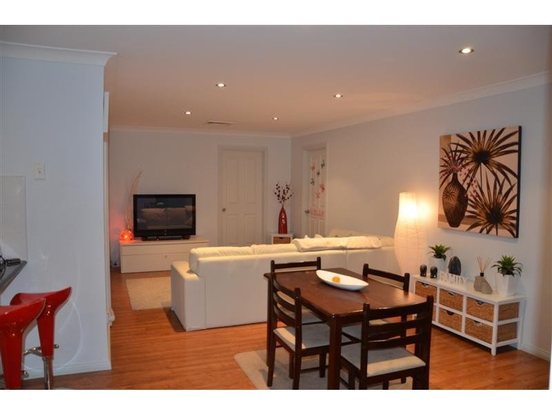 10 Fairway Drive, Tumut NSW 2720