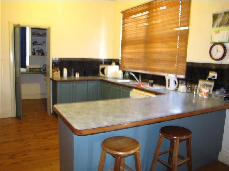 95 Simpson Street, Tumut NSW 2720