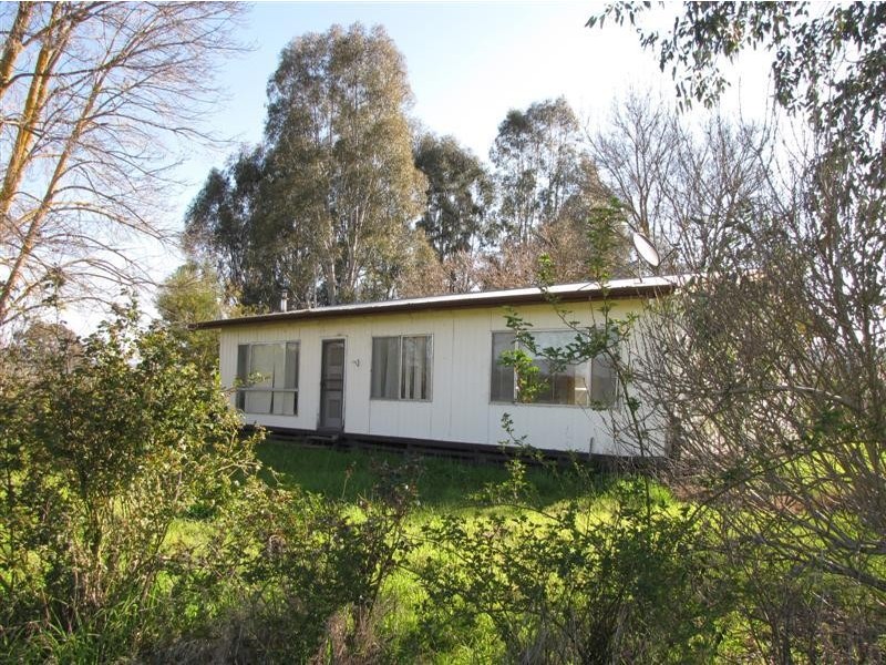 169 Butlers Lane Bombowlee Via, Tumut NSW 2720