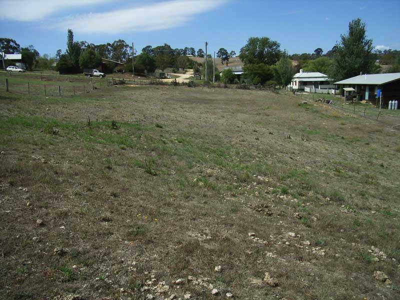 10 COOPER STREET, Omeo VIC 3898