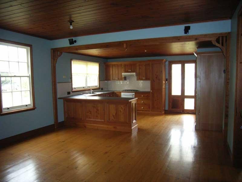 8 SHELTONS LANE, Swifts Creek VIC 3896