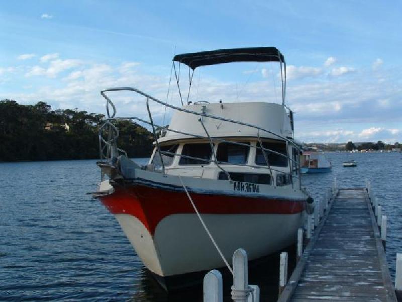 38 MARINE, Lakes Entrance VIC 3909