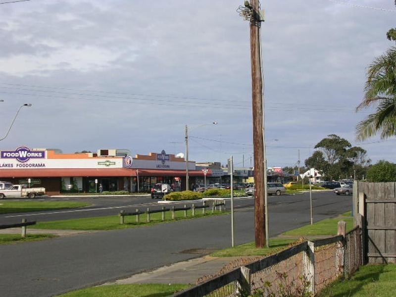 39 MYER STREET, Lakes Entrance VIC 3909