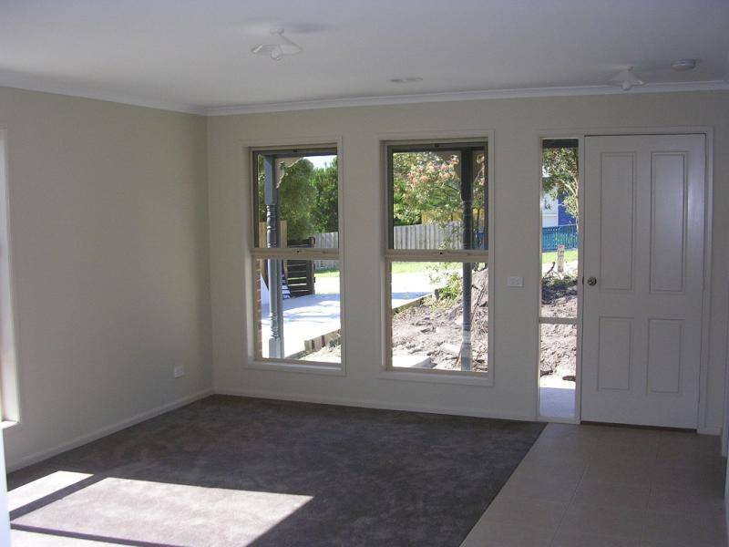 21 MIST STREET, Lakes Entrance VIC 3909