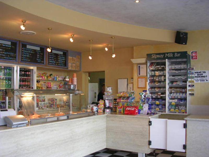 477 ESPLANADE, Lakes Entrance VIC 3909