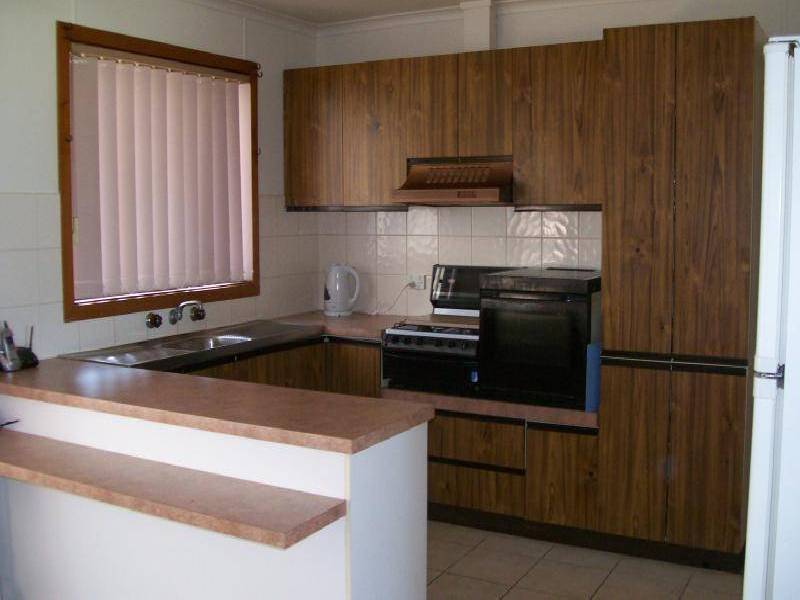 46 MCCULLOUGH ST, Lakes Entrance VIC 3909