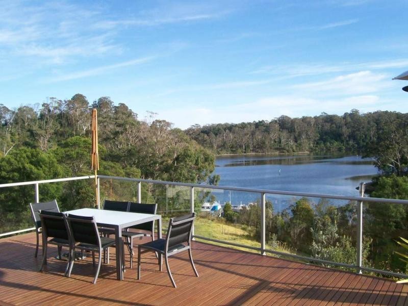 22 TARRA DRIVE, Lakes Entrance VIC 3909