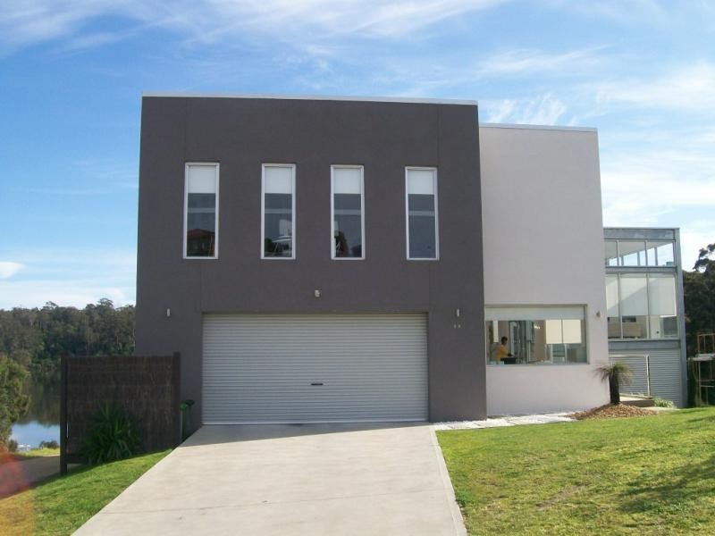 22 TARRA DRIVE, Lakes Entrance VIC 3909