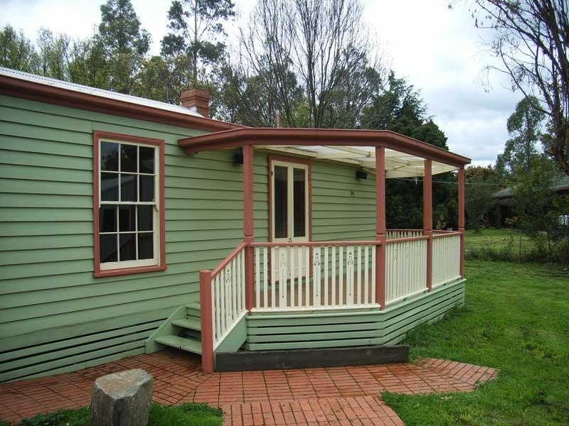 8 Sheltons Lane, Swifts Creek VIC 3896