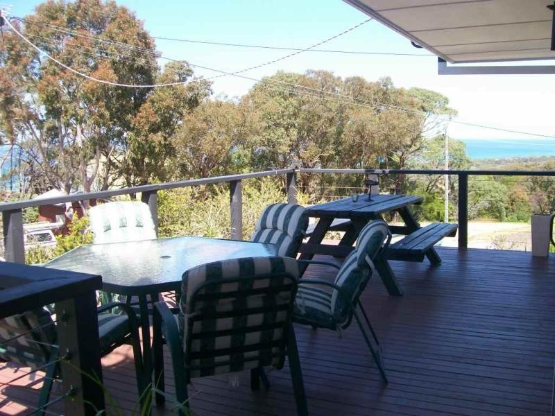 53 OCEAN VIEW PARADE, Lakes Entrance VIC 3909