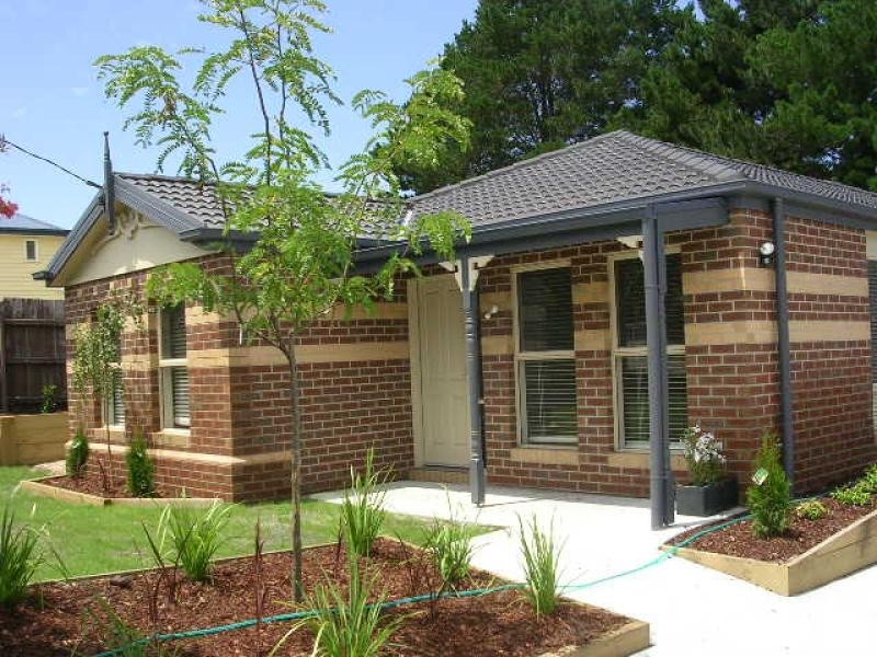 21 MIST STREET, Lakes Entrance VIC 3909