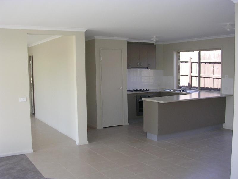 21 MIST STREET, Lakes Entrance VIC 3909