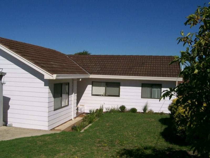 47 MCCULLOUGH STREET, Lakes Entrance VIC 3909