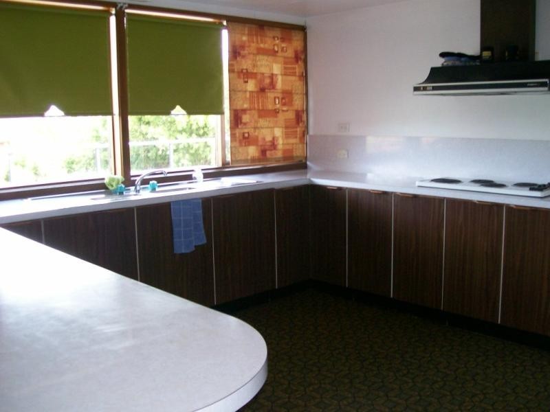 19 CAPES ROAD, Lakes Entrance VIC 3909