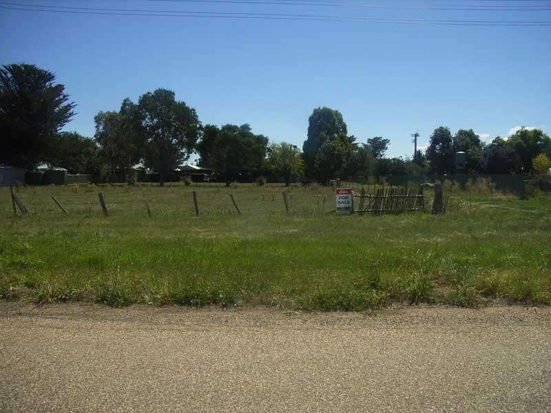 53 Foster Street, Benambra VIC 3900