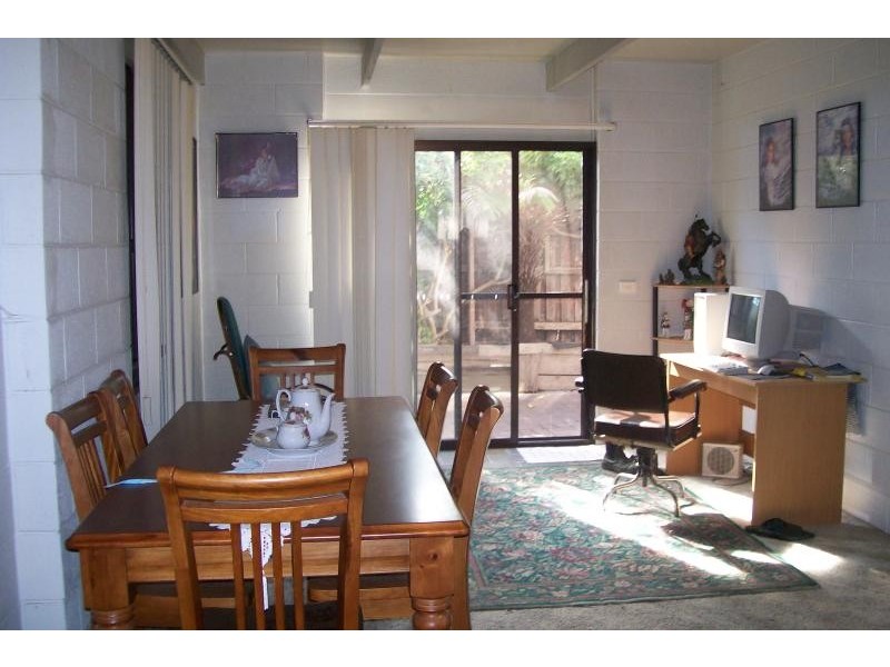 41 CAPES ROAD, Lakes Entrance VIC 3909