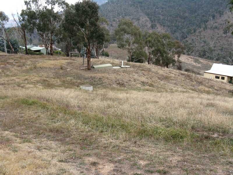 14 Crisp Street, Omeo VIC 3898