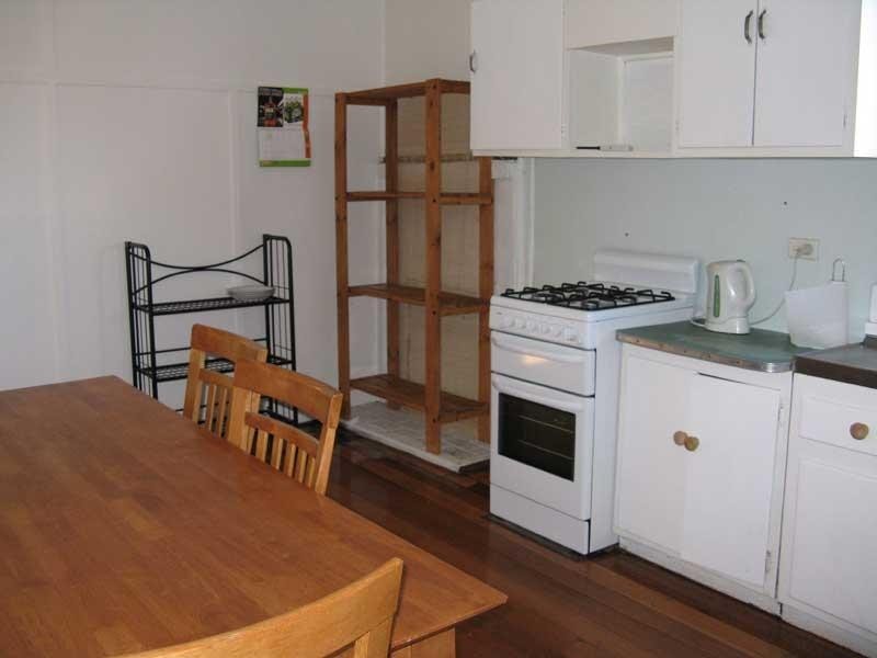 8 Crisp Street, Omeo VIC 3898