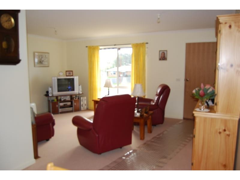 12 PANORAMIC DRIVE, Lakes Entrance VIC 3909