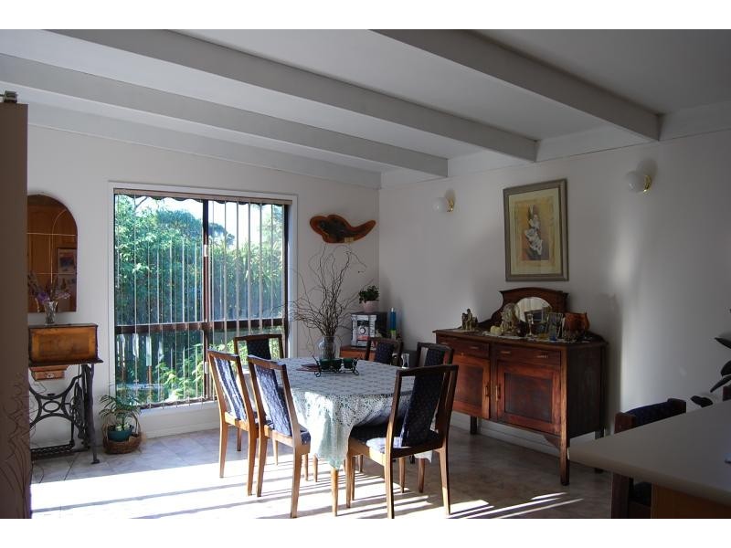 25 MERRANGBAUR STREET, Lakes Entrance VIC 3909