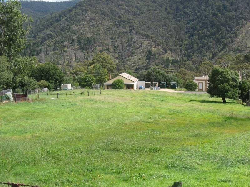 137 Day Avenue, Omeo VIC 3898