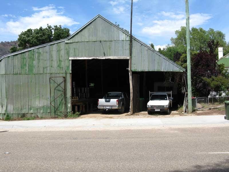 6895 Great Alpine Road, Swifts Creek VIC 3896