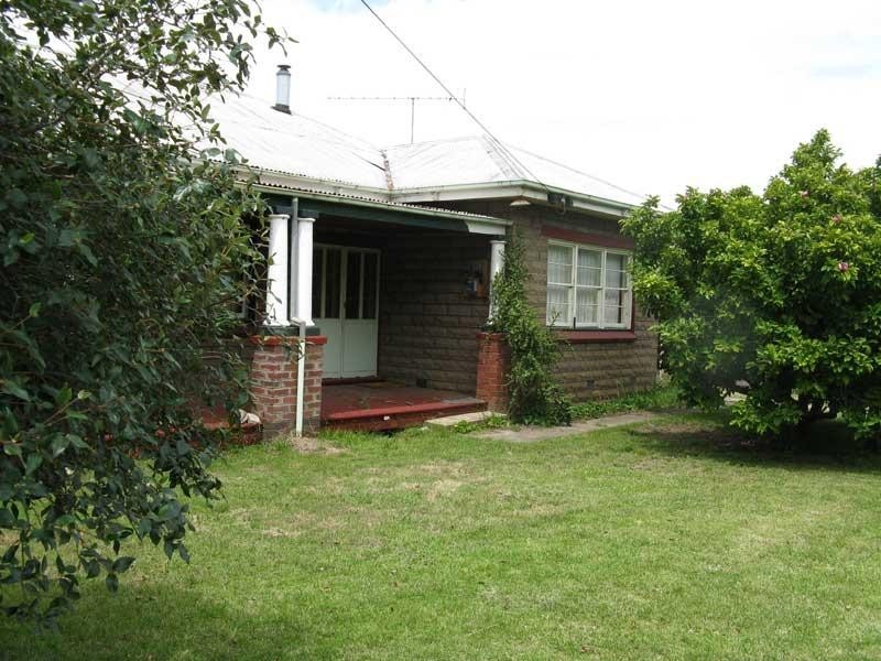 6856 Great Alpine Road, Swifts Creek VIC 3896