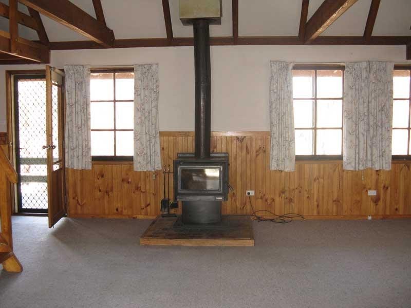 26 Hankshaw Hill Road, Omeo VIC 3898