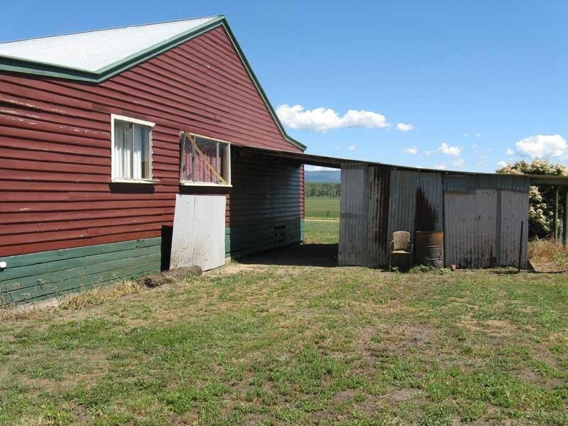 3 Foster Street, Benambra VIC 3900