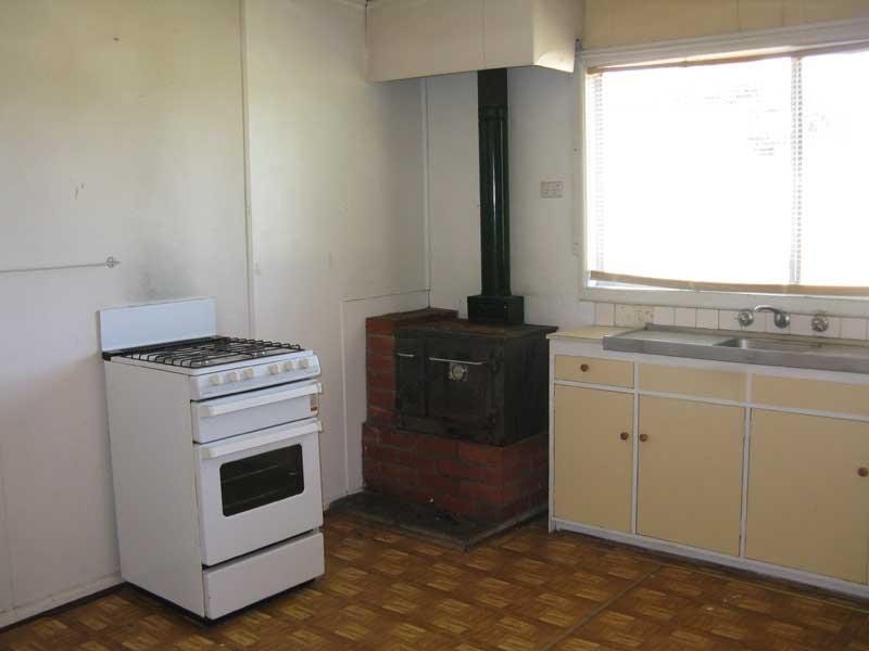 3 Foster Street, Benambra VIC 3900