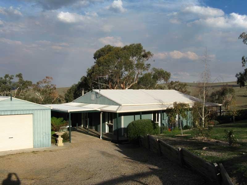 17 McCoy Street, Omeo VIC 3898