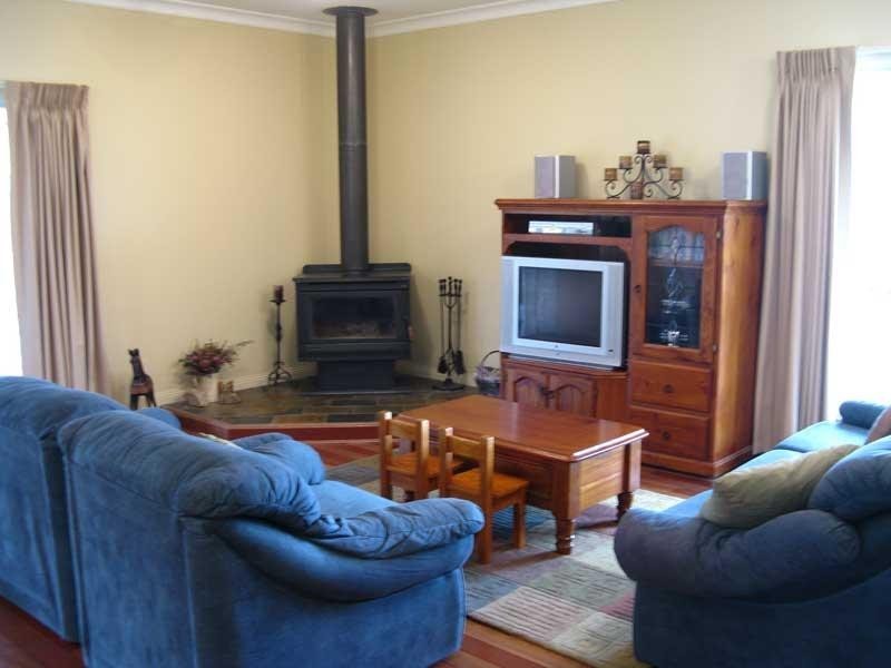 235 Day Avenue, Omeo VIC 3898