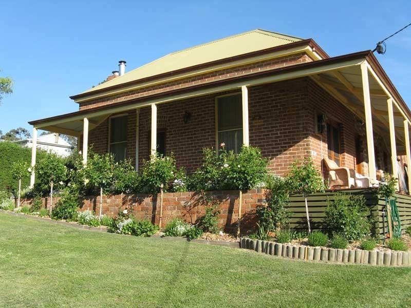 19 Cooper Street, Omeo VIC 3898