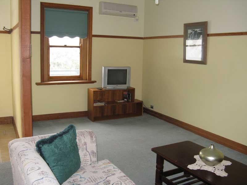 192 Day Avenue, Omeo VIC 3898