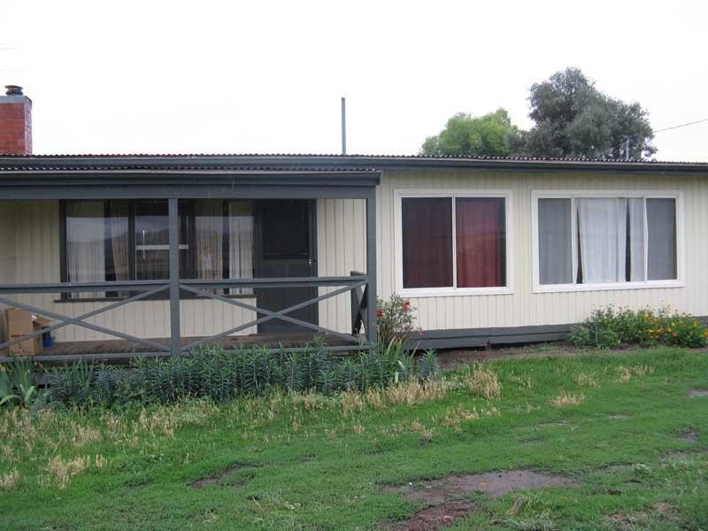 21 Foster Street, Benambra VIC 3900