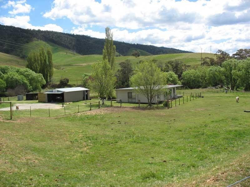 353 Omeo Highway, Omeo VIC 3898