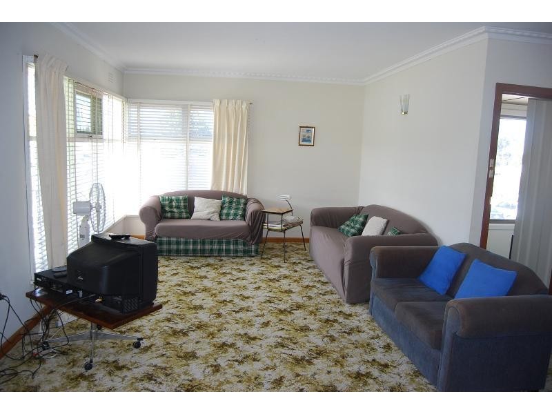 2/58 Marine Parade, Lakes Entrance VIC 3909