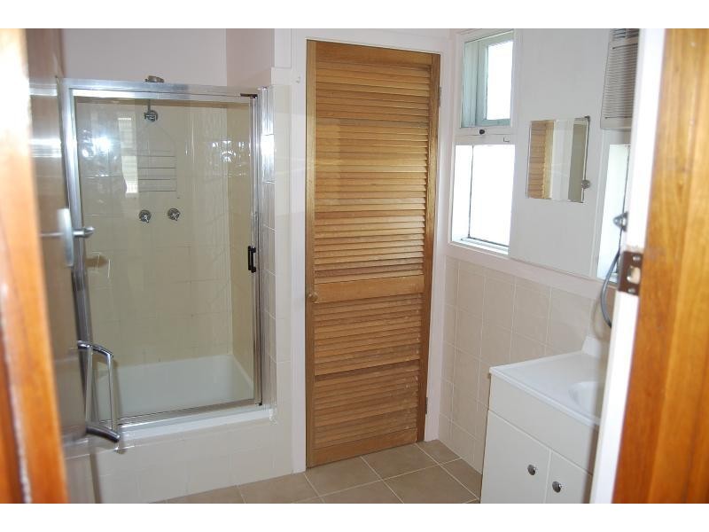 2/58 Marine Parade, Lakes Entrance VIC 3909