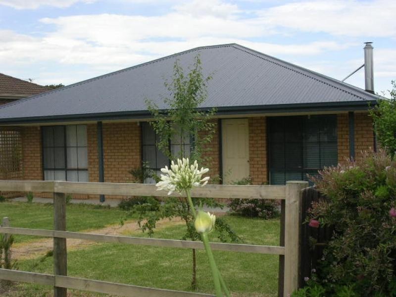56 Palmers Road, Lakes Entrance VIC 3909