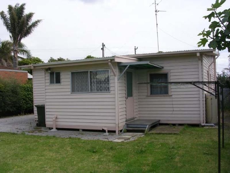 32 Church Street, Lakes Entrance, Lakes Entrance VIC 3909