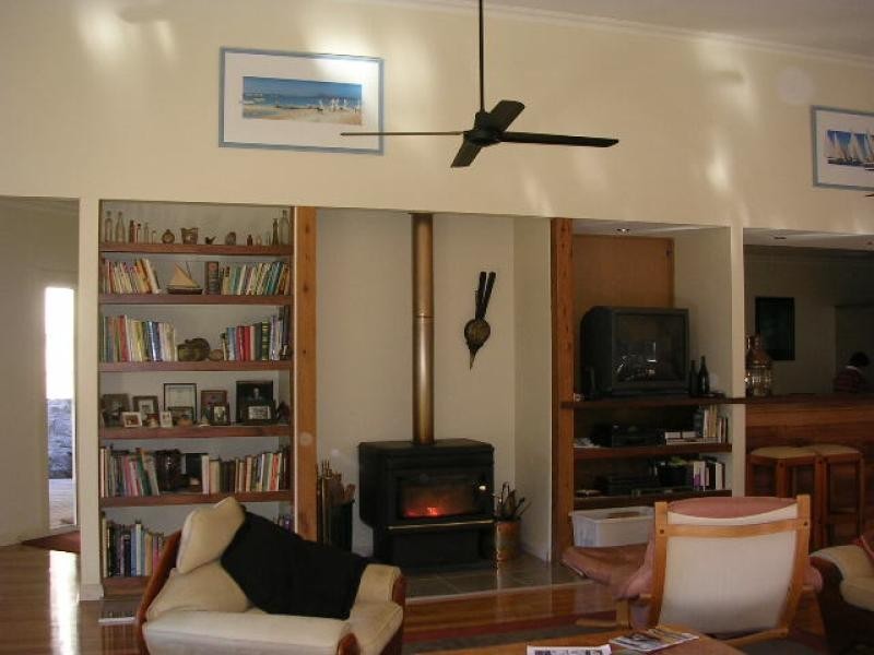 Lakes Entrance VIC 3909