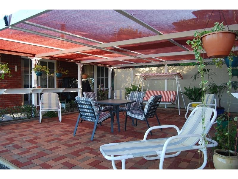 5 Bass Close, Lakes Entrance VIC 3909