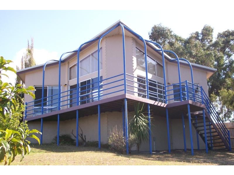 Lakes Entrance VIC 3909