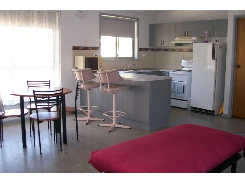 Lakes Entrance VIC 3909