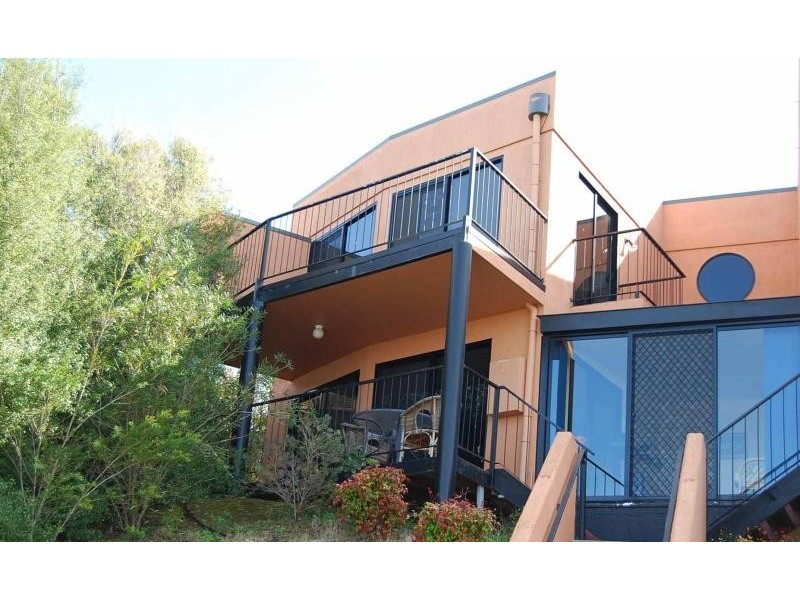 Lot 2/15 Clara Street, Lakes Entrance VIC 3909